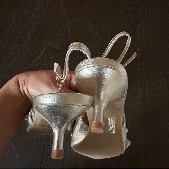 Jack Rogers Women's‎ Debra Slingback Kitten Heel Pumps in Platinum Napa Size 7M - Picture 10 of 12